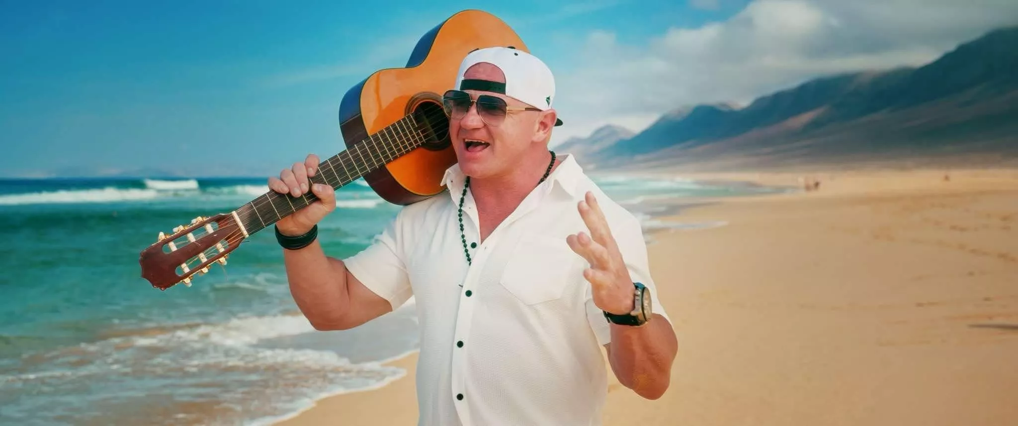 „Krystian Pudzianowski i Pudzian Band: Gorąca premiera teledysku 'Piękna'